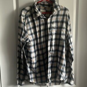 American Eagle Women’s Flannel Size L